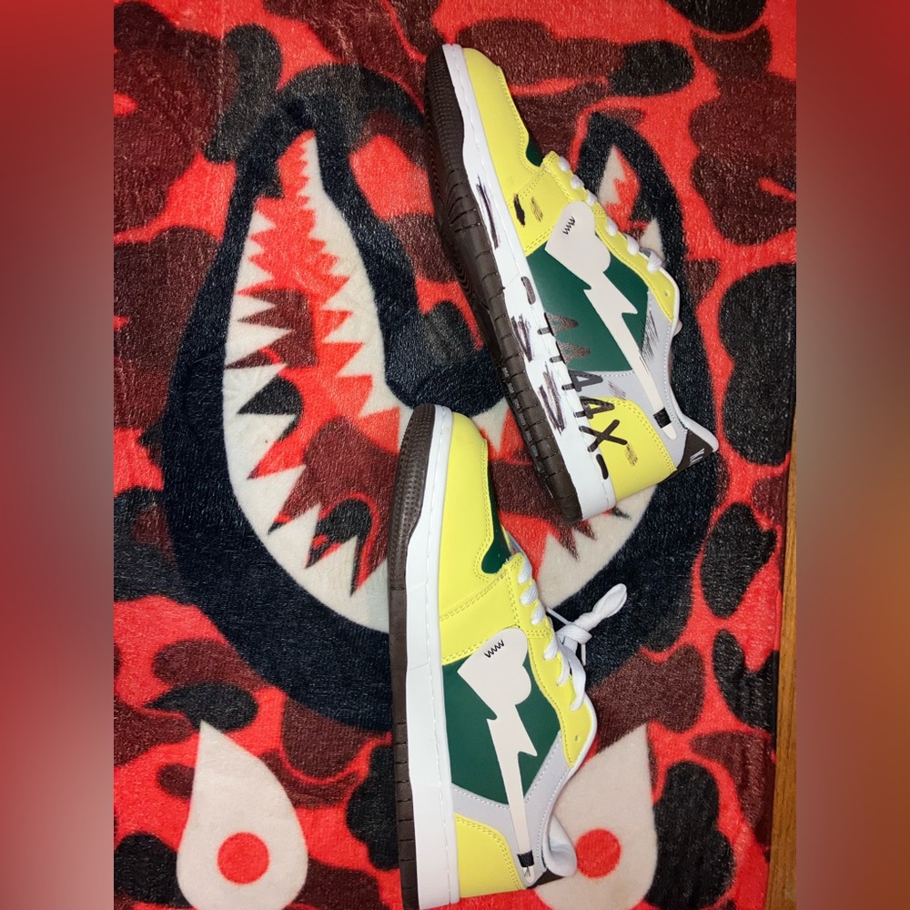 Shoes - Picture 2 of 2